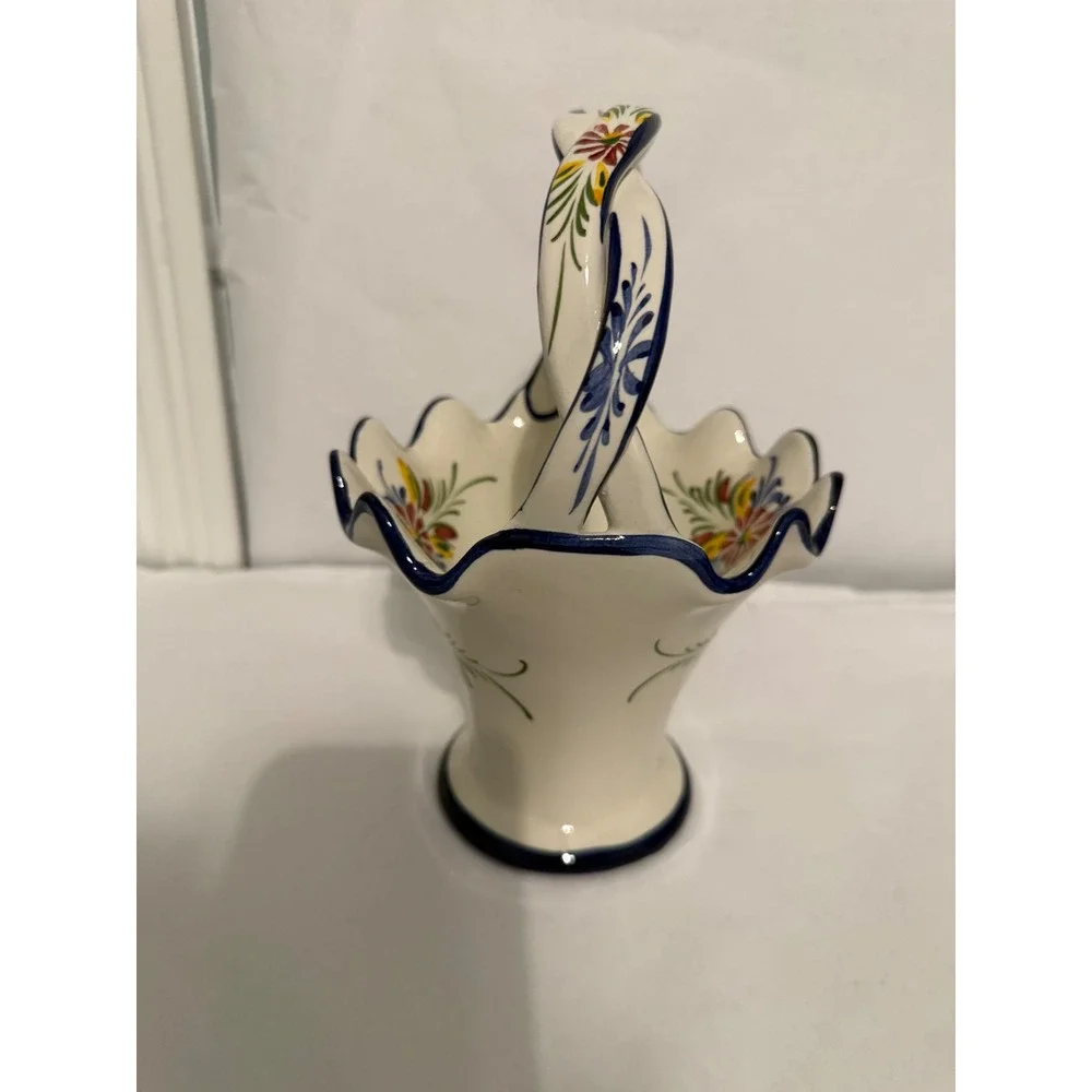 RCCL Portugal Hand Painted Ceramic Floral Basket Vase Twisted Handle Scalloped‎